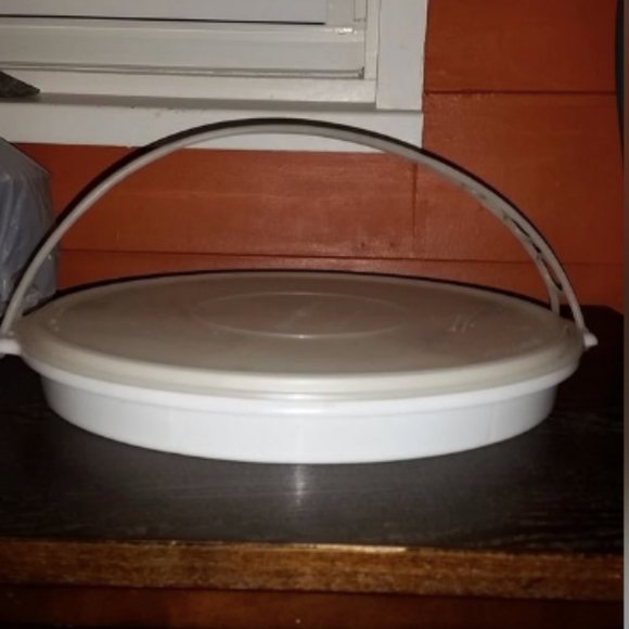 Tupperware Vintage Segmented Tray with Cover White